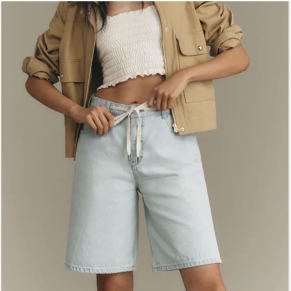 NWT ANTHROPOLOGIE PILCRO CLASSIC BERMUDA DENIM SHORTS - Picture 1 of 2